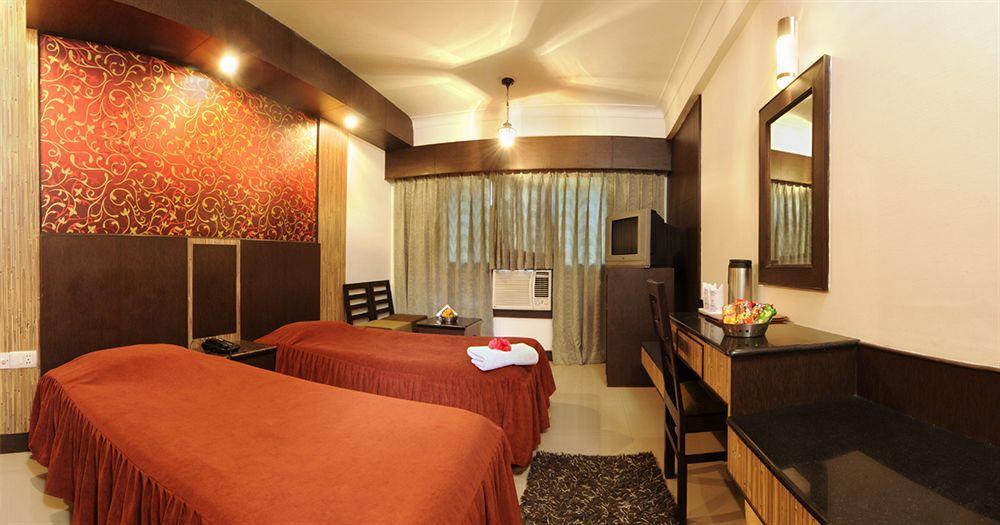 โฮเต็ล อติธิ Hotel อัครา ภายนอก รูปภาพ