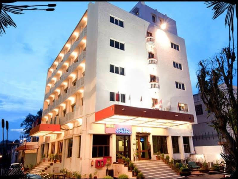 โฮเต็ล อติธิ Hotel อัครา ภายนอก รูปภาพ